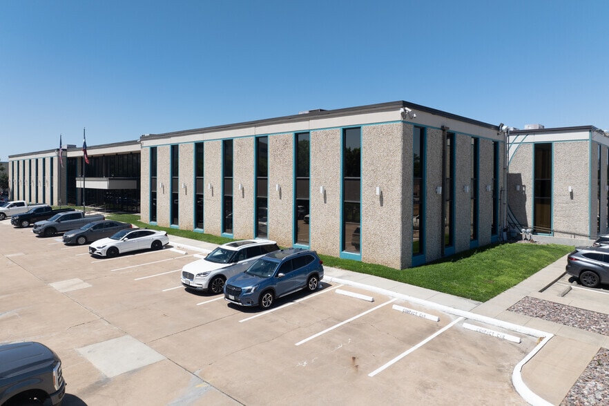 17200 Park Row, Houston, TX for sale - Building Photo - Image 2 of 22