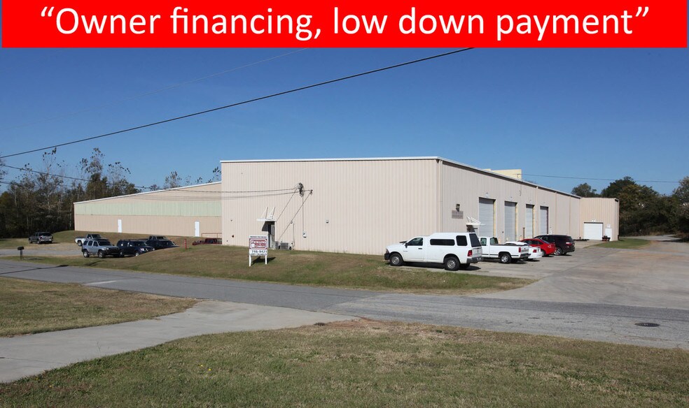 300 Casablanca Dr, Macon, GA for sale - Building Photo - Image 1 of 1