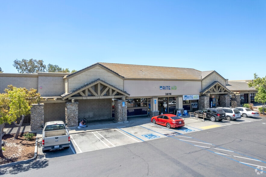 1670 Main St, Ramona, CA for lease - Primary Photo - Image 2 of 6