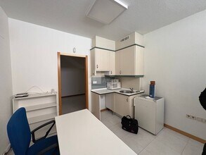 Retail in Madrid, Madrid for lease Interior Photo- Image 2 of 7