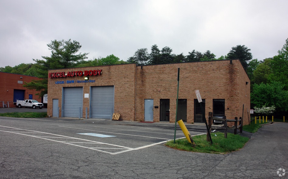 7941 Cluny Ct, Springfield, VA for lease - Building Photo - Image 3 of 5