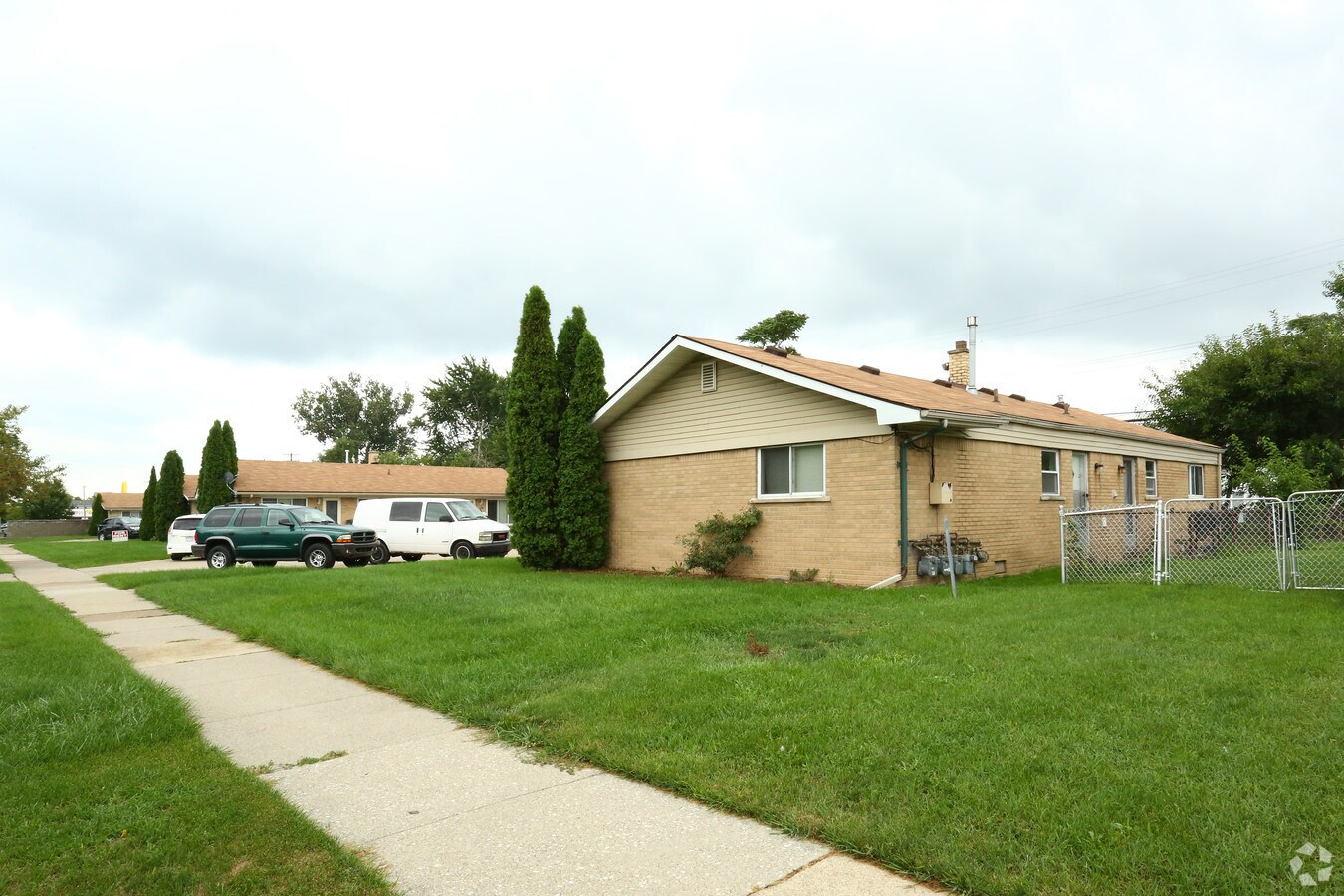 20732127 Philomene Blvd, Lincoln Park, MI 48146