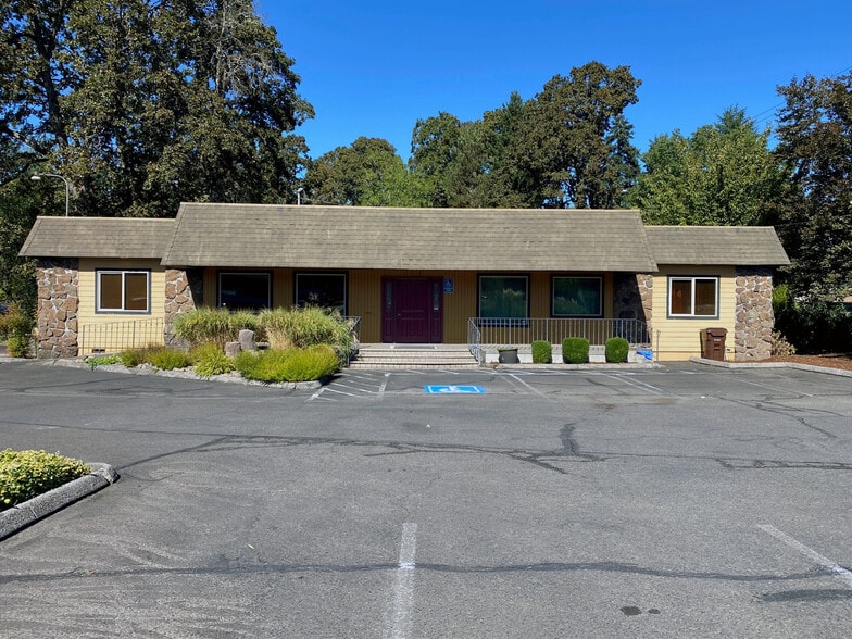 13033 SE Rusk Rd, Portland, OR for sale - Building Photo - Image 2 of 12