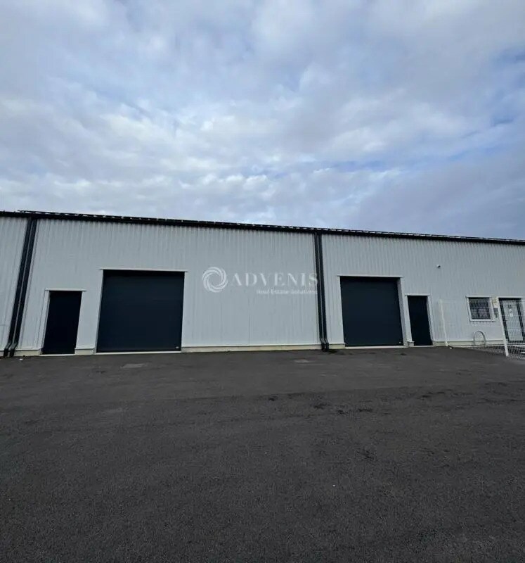 Flex in Lézignan-Corbières for lease Building Photo- Image 1 of 2