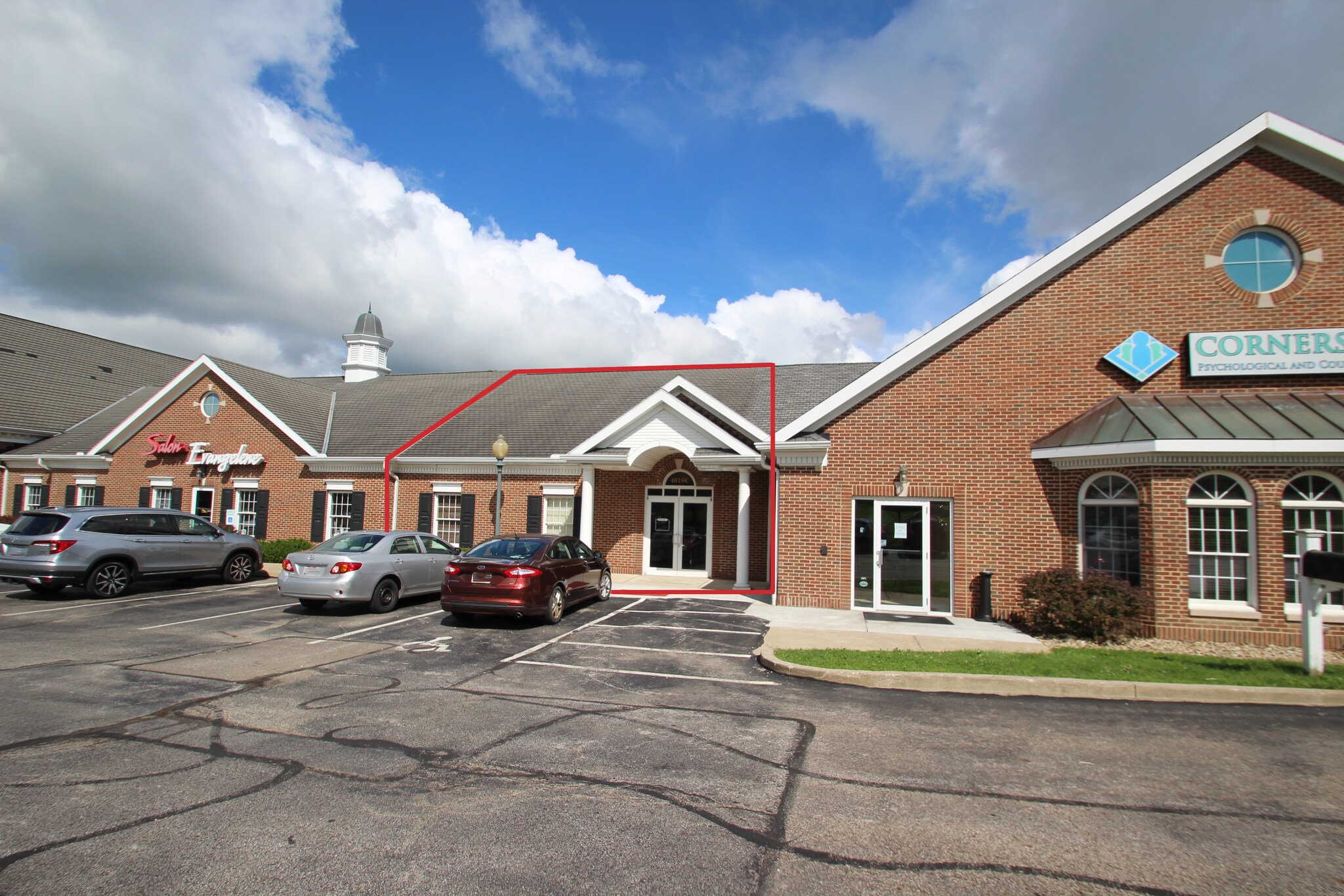 4018 Medina Rd, Medina, OH for lease Building Photo- Image 1 of 9