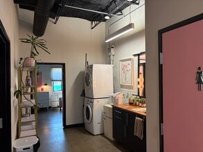 804 S Main St, Fort Worth, TX for lease Interior Photo- Image 1 of 4