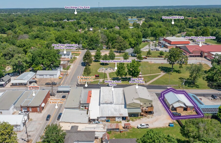 203-235 E Pickens Rd, Pea Ridge, AR for sale - Building Photo - Image 2 of 11