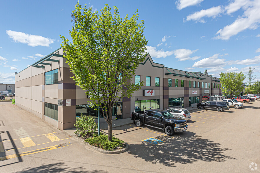 11454-11486 Winterburn Rd NW, Edmonton, AB for lease - Primary Photo - Image 2 of 3