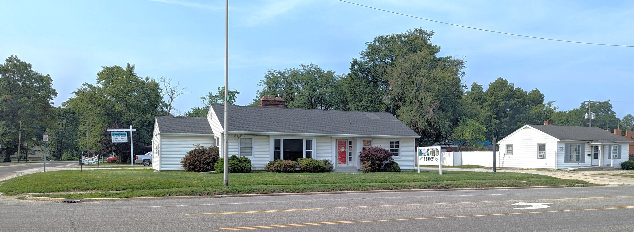 102 W Lincoln Ave, Charleston, IL for sale Building Photo- Image 1 of 1