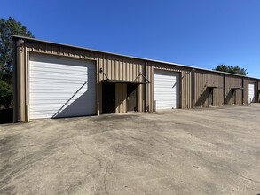 6556 Westwood Blvd, Beaumont, TX for lease Building Photo- Image 1 of 17