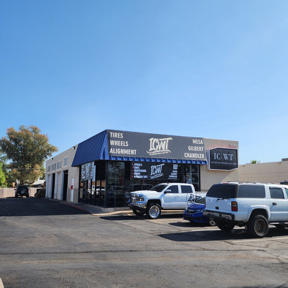 1266 W Chandler Blvd, Chandler, AZ for lease - Building Photo - Image 2 of 19