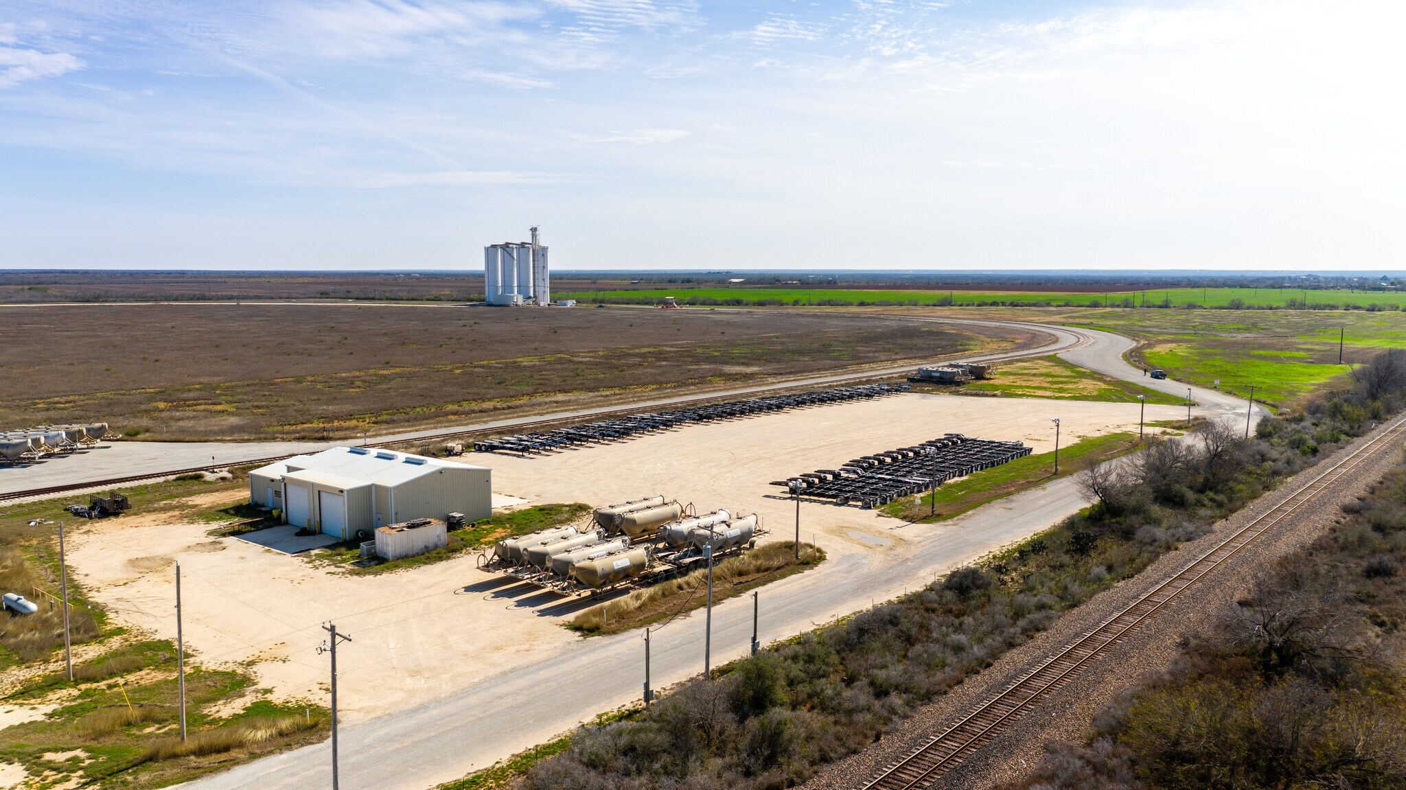 1415 SBL 35, Dilley, TX 78017 ±205 Acres Rail Served by Union