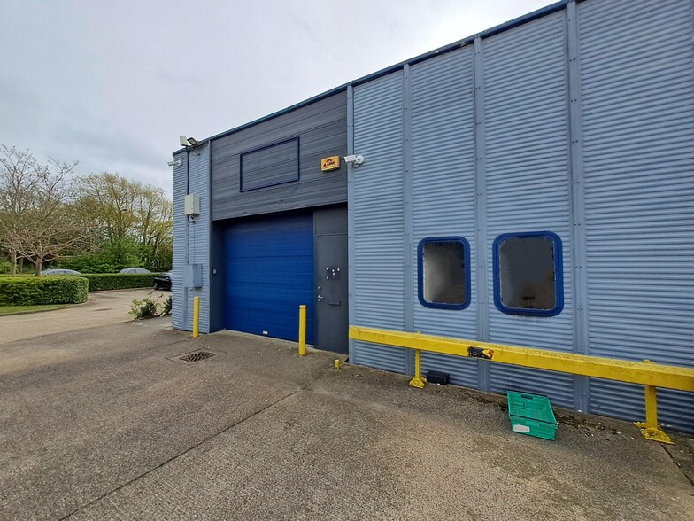 Garamonde Dr, Milton Keynes for lease - Building Photo - Image 2 of 2