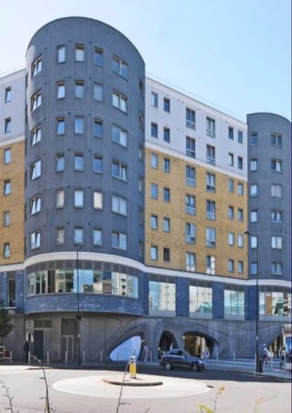 2 Station Ct, London for lease - Primary Photo - Image 1 of 14