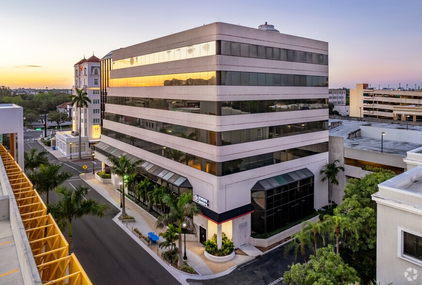 1001 3rd Ave W, Bradenton, FL for lease - Building Photo - Image 2 of 6