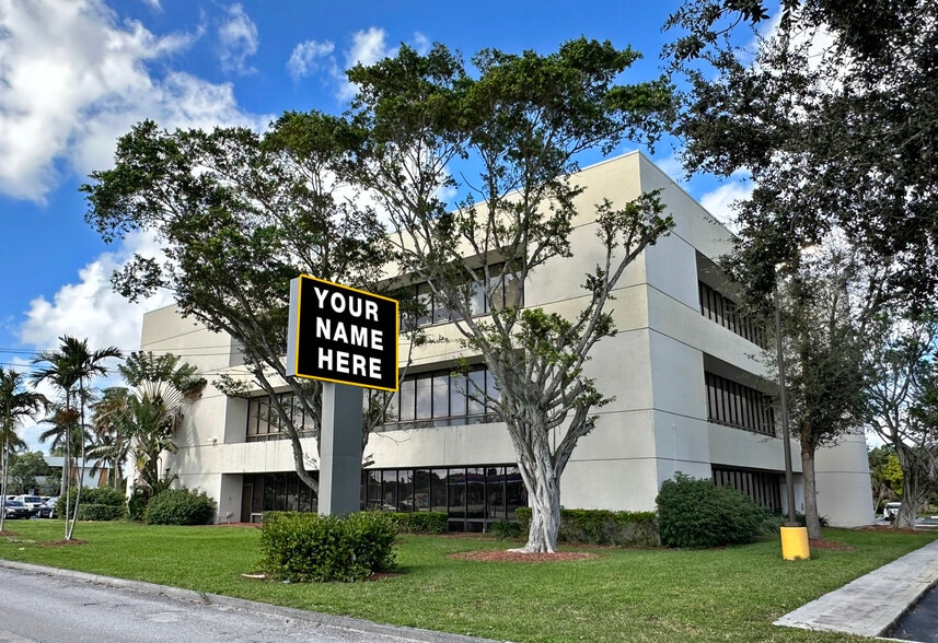 5849 Okeechobee Blvd, West Palm Beach, FL for lease - Building Photo - Image 2 of 4