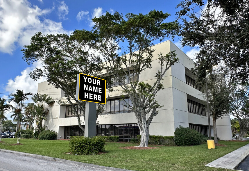 5849 Okeechobee Blvd, West Palm Beach, FL for lease - Building Photo - Image 3 of 11