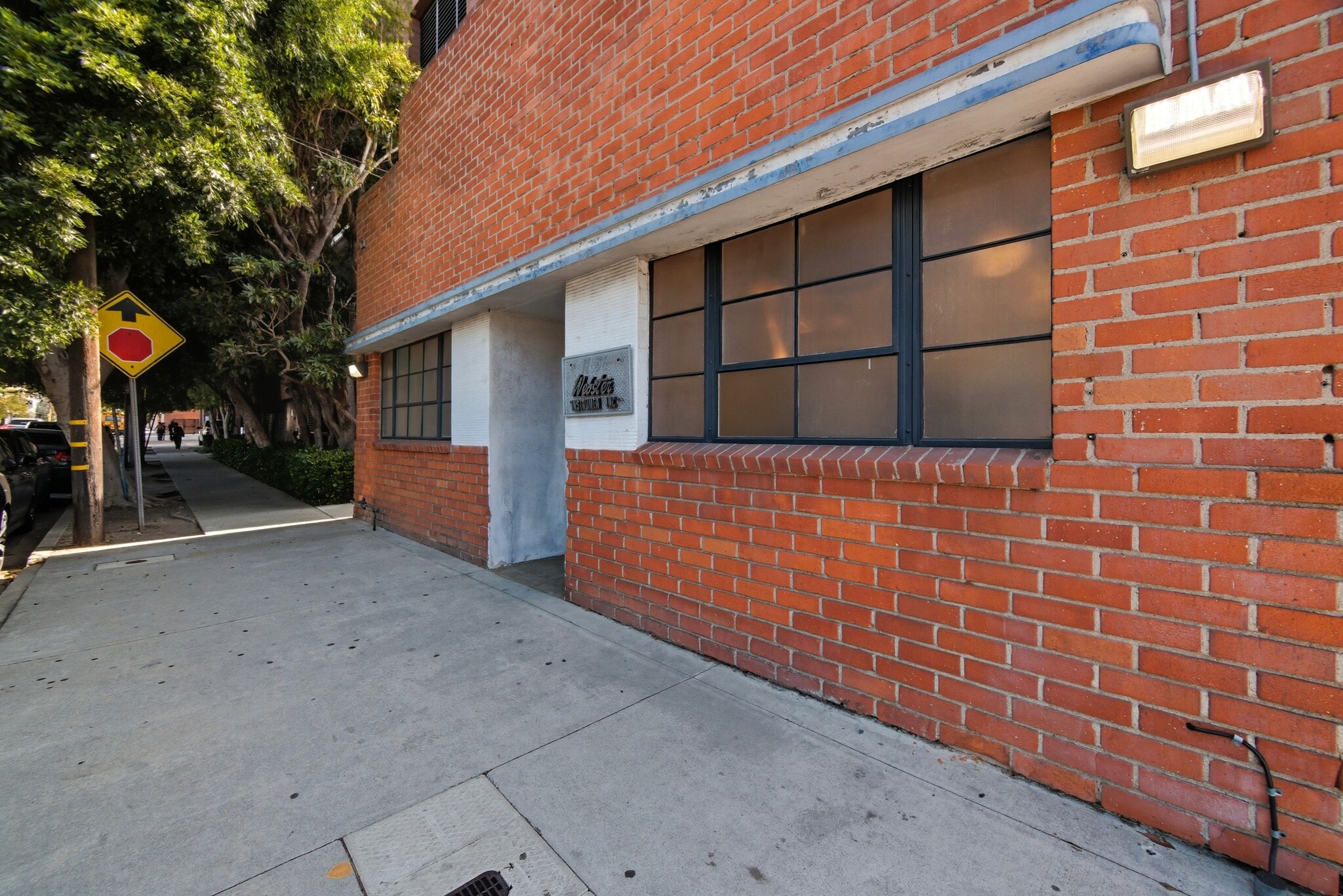 11856 Mississippi Ave, Los Angeles, CA for sale Building Photo- Image 1 of 26