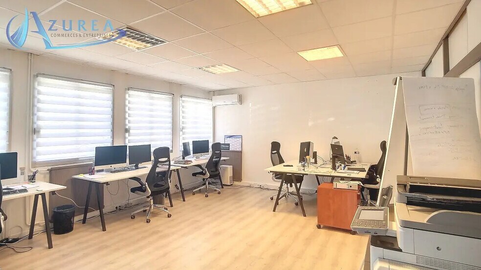 Office in Nice for lease - Interior Photo - Image 3 of 5