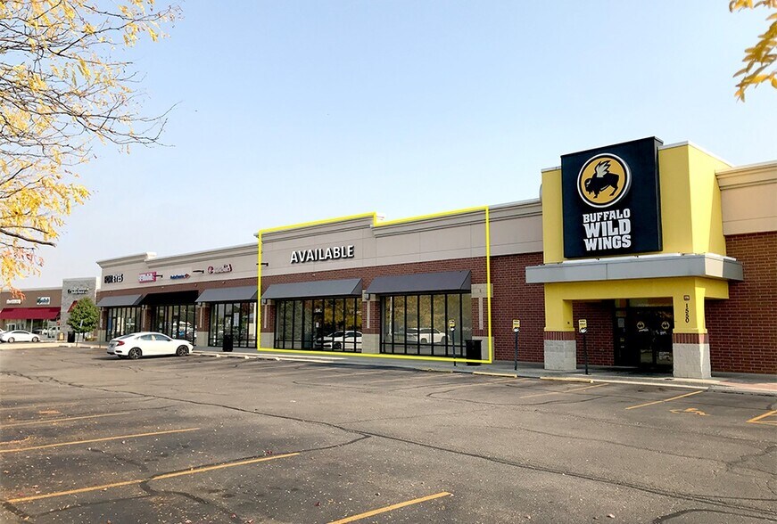 1500-1550 Douglas Rd, Oswego, IL for sale - Building Photo - Image 1 of 1