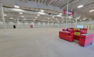 150 Wilson Ave, Temiskaming Shores, ON for sale Interior Photo- Image 2 of 2