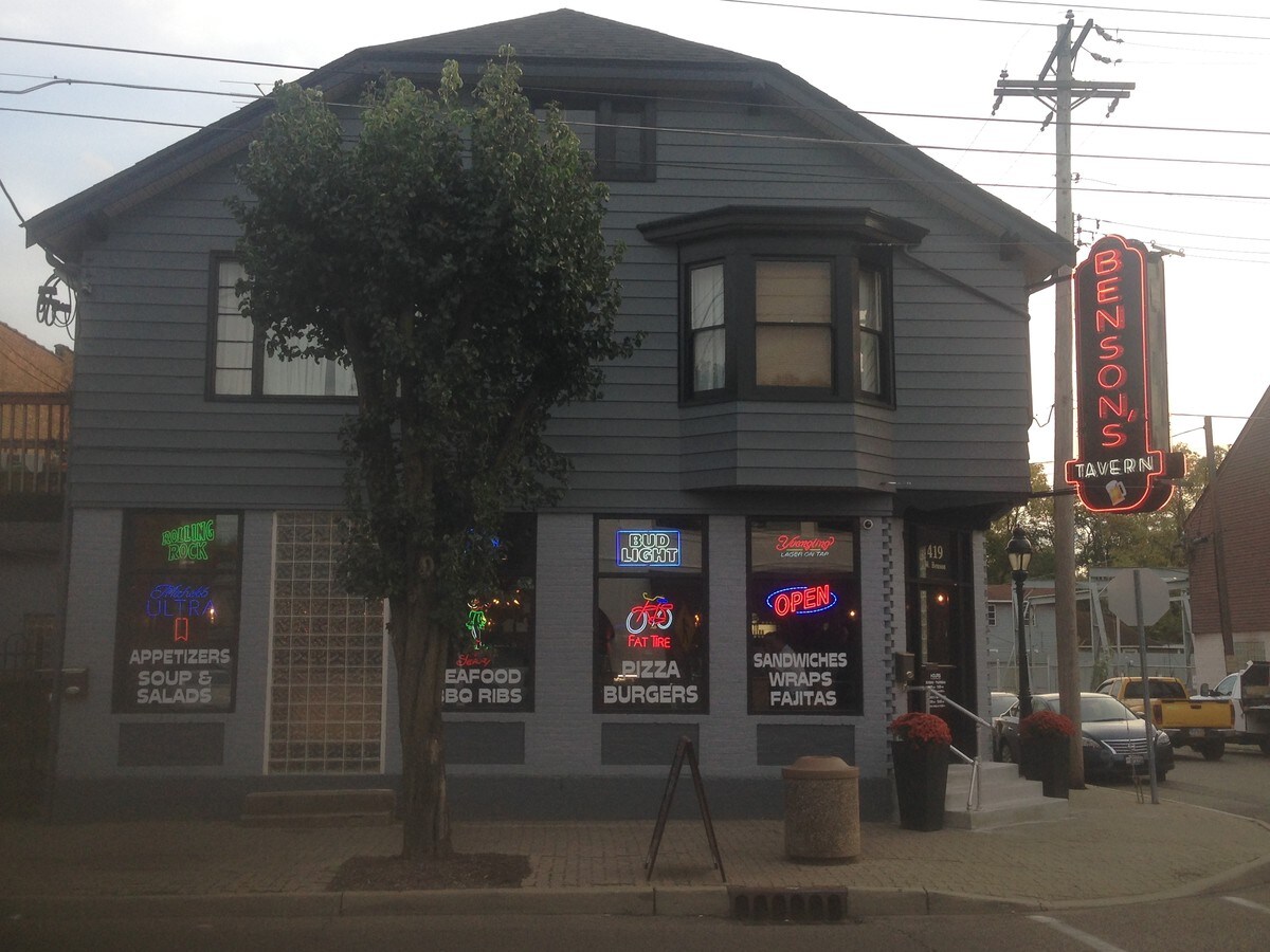 419 W Benson St, Reading, OH 45215 Benson Tavern