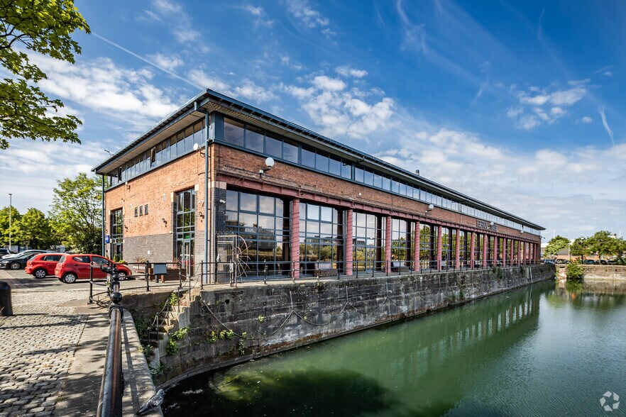 2 Tower Rd, Birkenhead for lease - Building Photo - Image 2 of 4