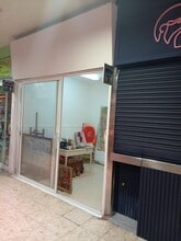 Retail in Madrid, Madrid for lease Interior Photo- Image 2 of 11