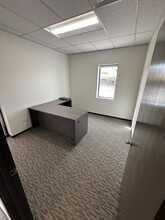 2150 W 6th Ave, Broomfield, CO for lease Interior Photo- Image 2 of 10