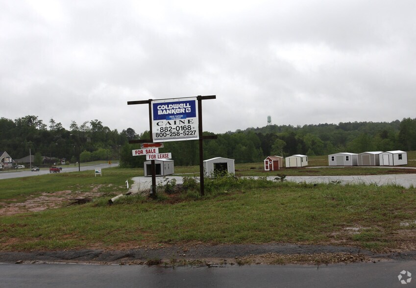 274 N Debra St, Seneca, SC 29678