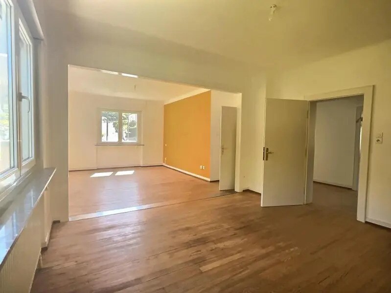 Office in Saint-Avold for lease Interior Photo- Image 1 of 7
