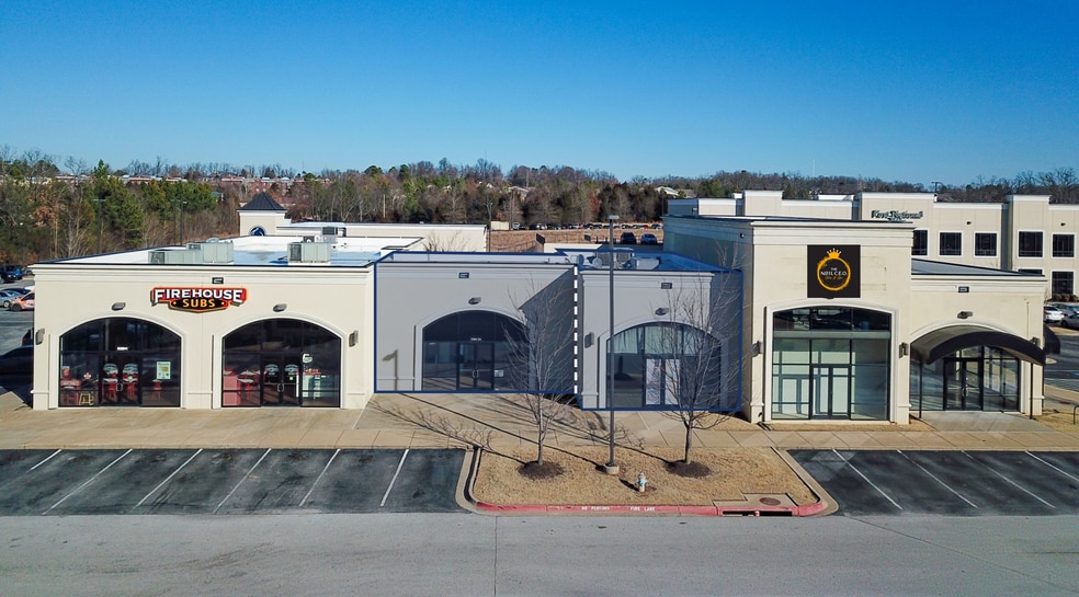 1364 E Augustine Ln, Fayetteville, AR for lease - Building Photo - Image 1 of 8
