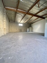 9767 Glenoaks Blvd, Sun Valley, CA for lease Building Photo- Image 1 of 4