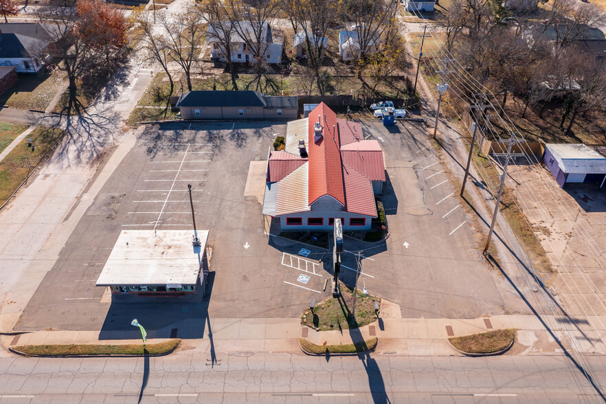 601-607 W 6th Ave, Stillwater, OK for sale - Primary Photo - Image 1 of 1