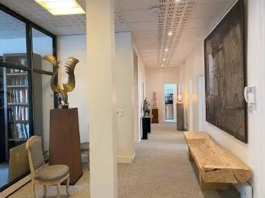 Office in Paris for lease - Interior Photo - Image 3 of 8