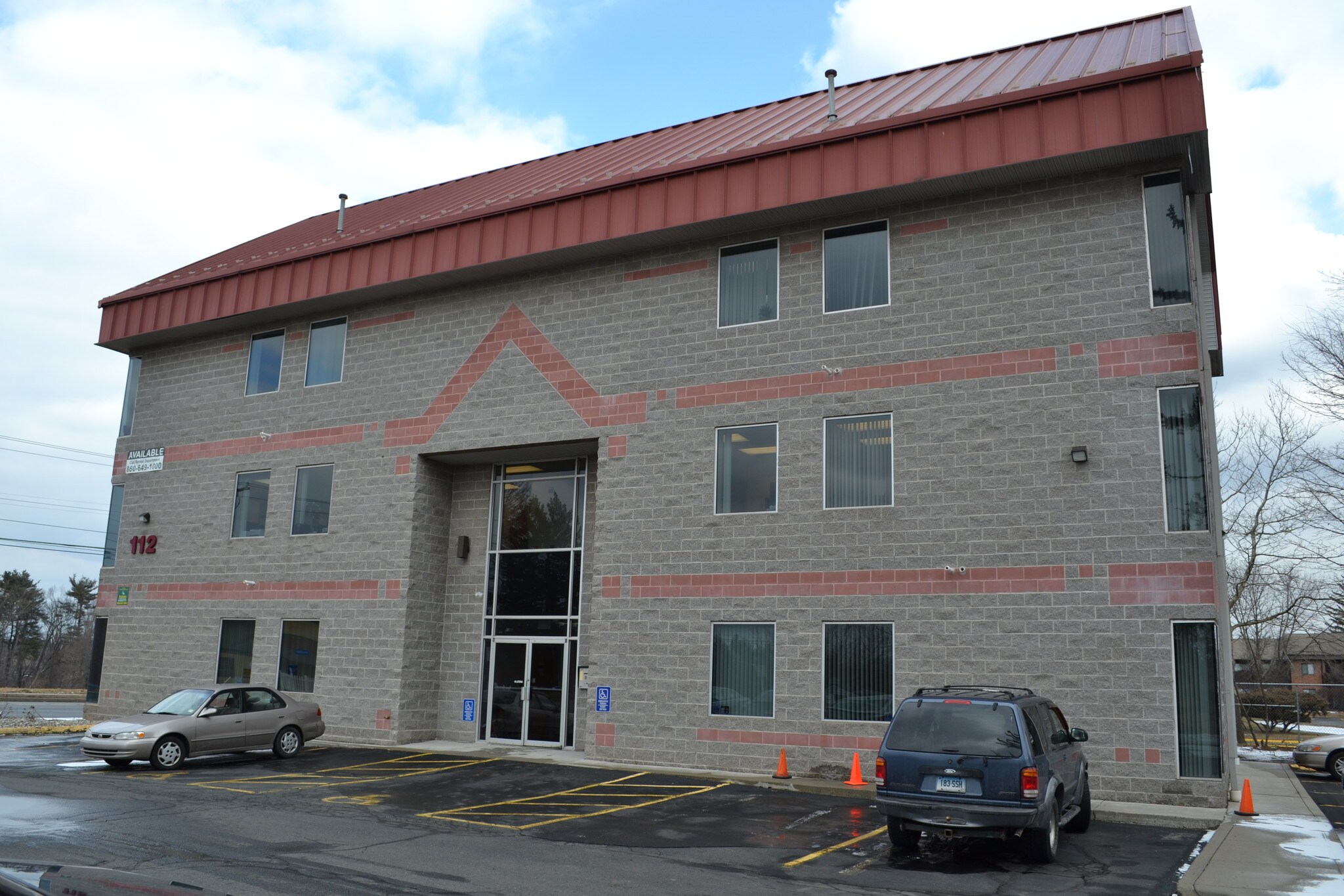 112 Spencer St, Manchester, CT for sale Building Photo- Image 1 of 1