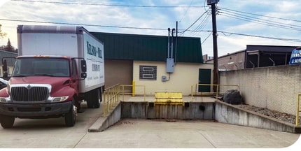 23690 Telegraph Rd, Southfield, MI for lease Building Photo- Image 2 of 2