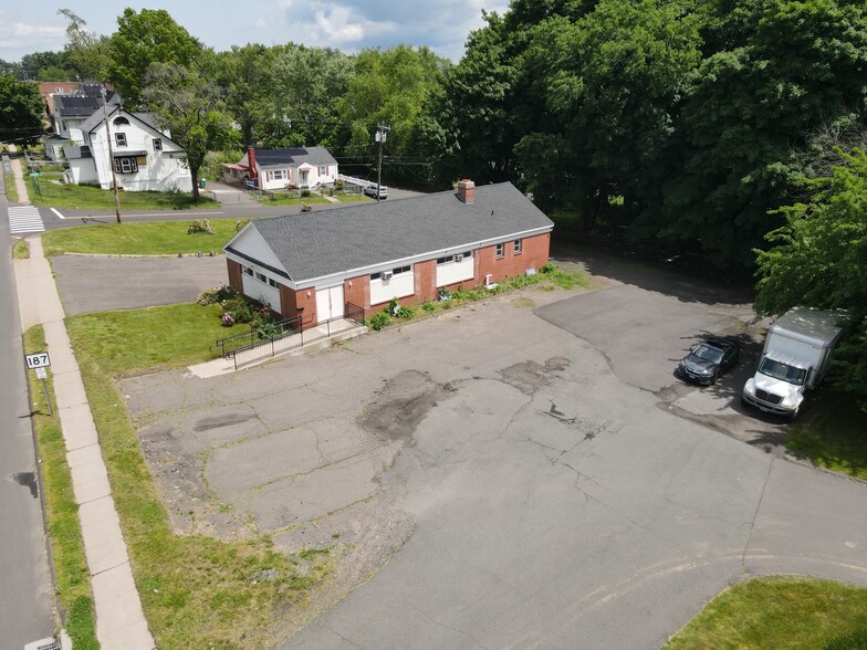 730 Blue Hills Ave, Bloomfield, CT for lease - Building Photo - Image 3 of 5