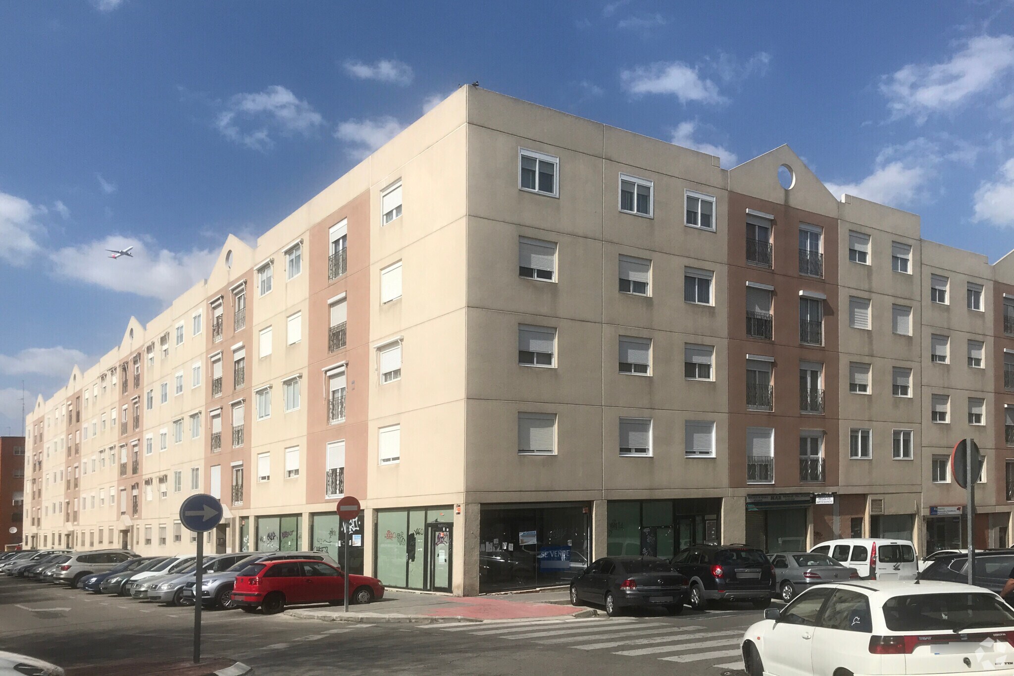 Calle Vitoria, 17, San Fernando de Henares, Madrid for sale Primary Photo- Image 1 of 1