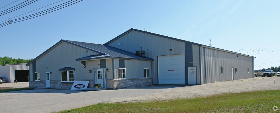 1508 Sunset Ave, Algoma, WI for sale - Primary Photo - Image 1 of 1