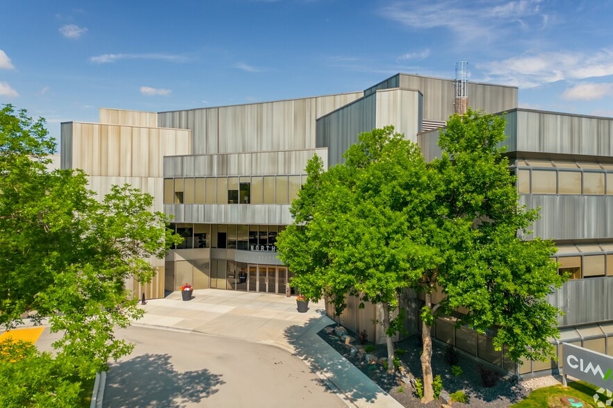 6815 8th St NE, Calgary, AB for lease - Building Photo - Image 2 of 25