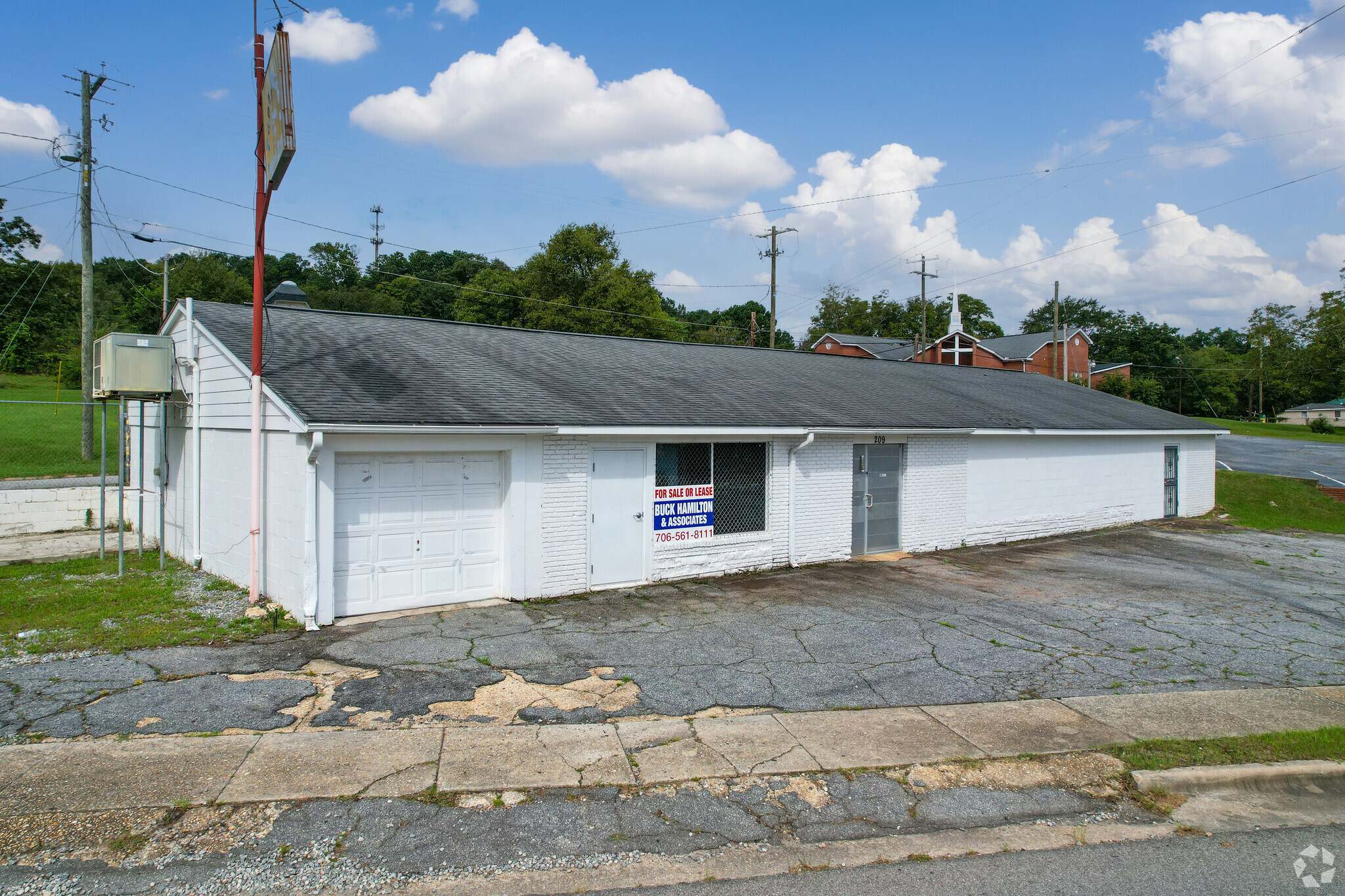 209 Seale Rd, Phenix City, AL for sale Primary Photo- Image 1 of 1