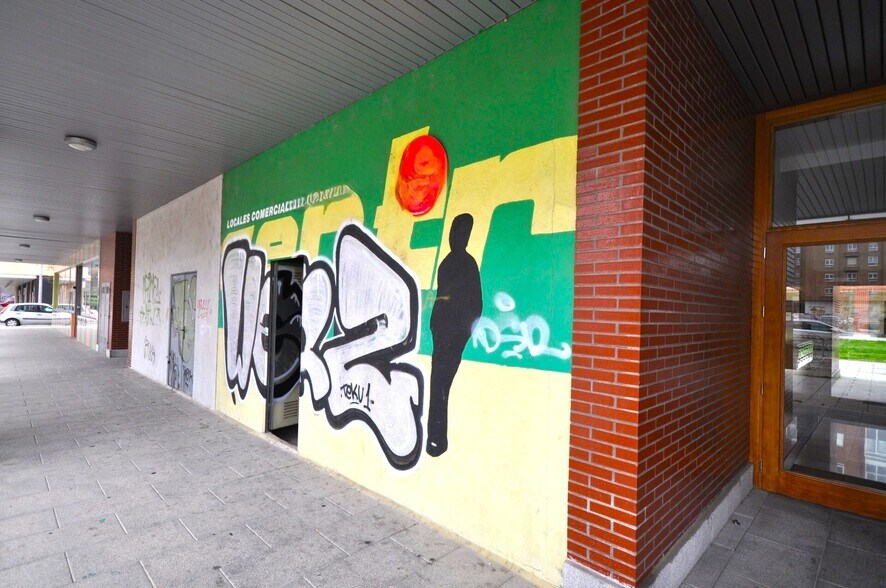 Retail in GASTEIZ for sale - Building Photo - Image 2 of 20