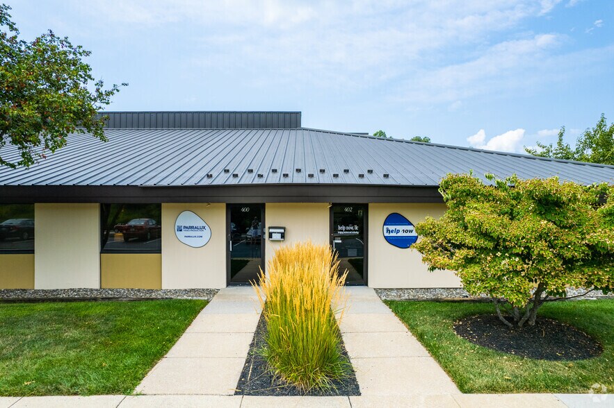 75 E Uwchlan Ave, Exton, PA for lease - Building Photo - Image 3 of 8