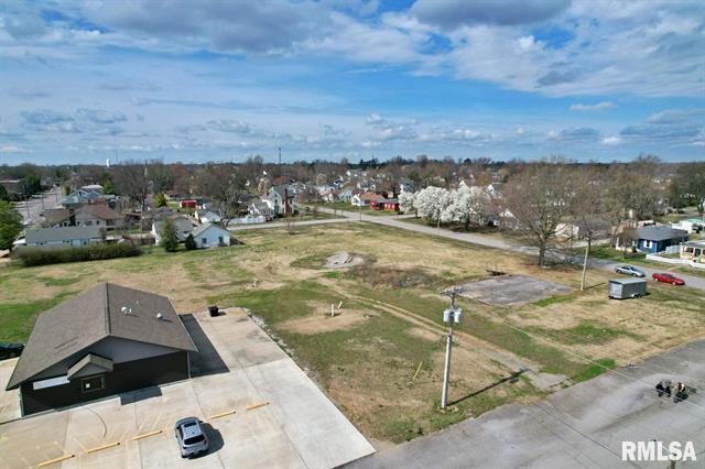 613 E 5th St, Metropolis, IL for sale - Primary Photo - Image 1 of 10