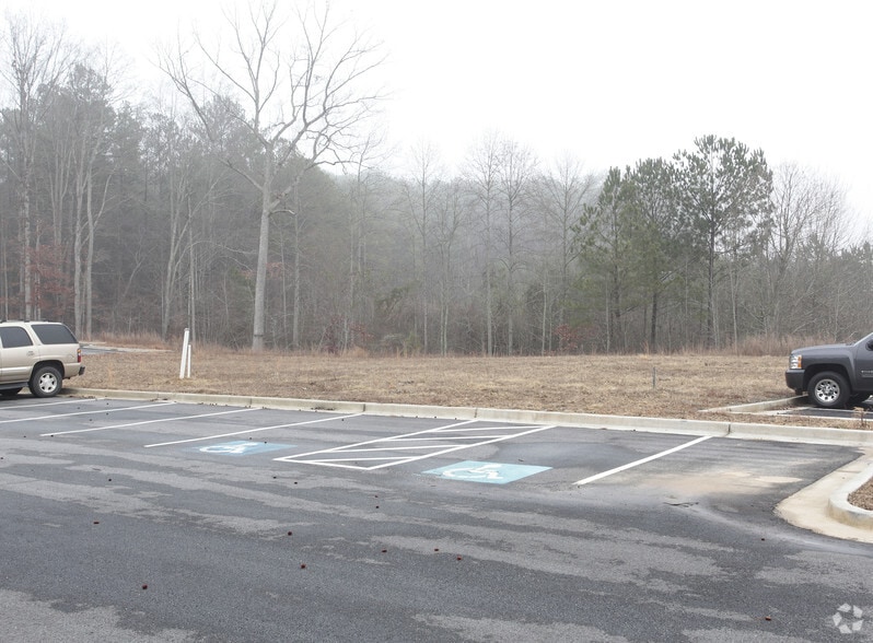 3827 Jimmy Lee Smith Pky, Hiram, GA for lease - Building Photo - Image 3 of 3