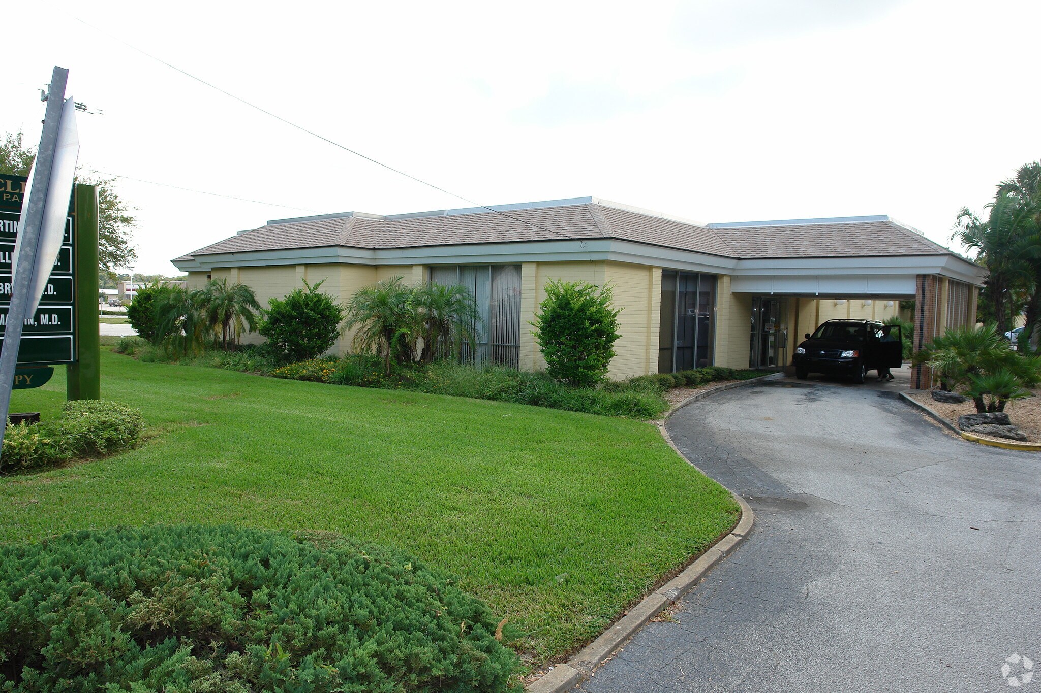 1075 Mason Ave, Daytona Beach, FL for sale Primary Photo- Image 1 of 19