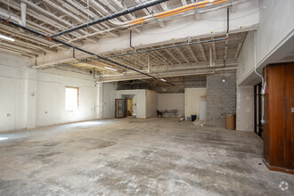 127 N Elizabeth St, Lima, OH for lease Interior Photo- Image 2 of 5