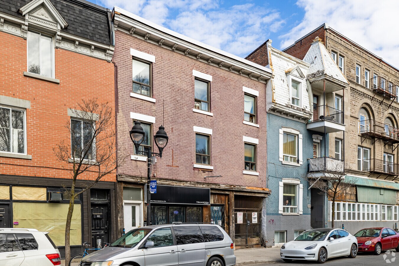865 Rue Ontario E Montr al QC H2L 1P3 LoopNet vue-vers-l-est-de-la-rue-ontario-est-pr-s-du-coin-avec-la-flickr