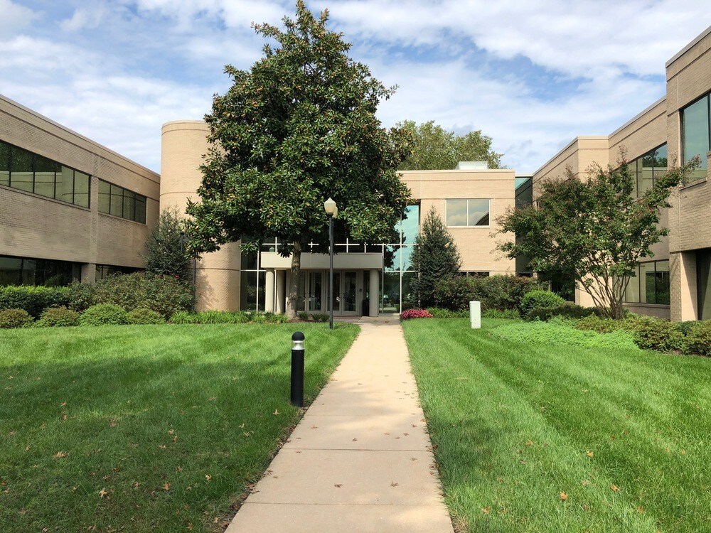 248 Chapman Rd, Newark, DE 19702